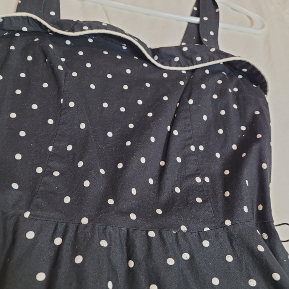 Stop staring clothing polka dot dress (size M) - Picture 3 of 8